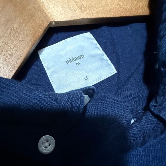 Minimum Navy Short Sleeve Button Up - Picture 2 of 3